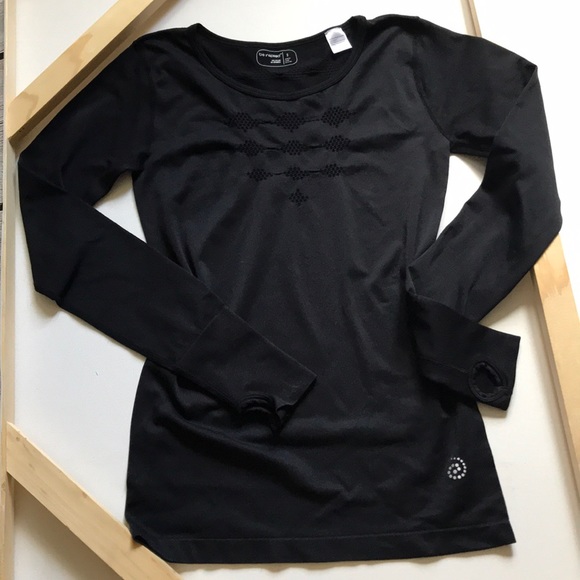 be inspired Tops - Be Inspired Long Sleeves Top NWOT